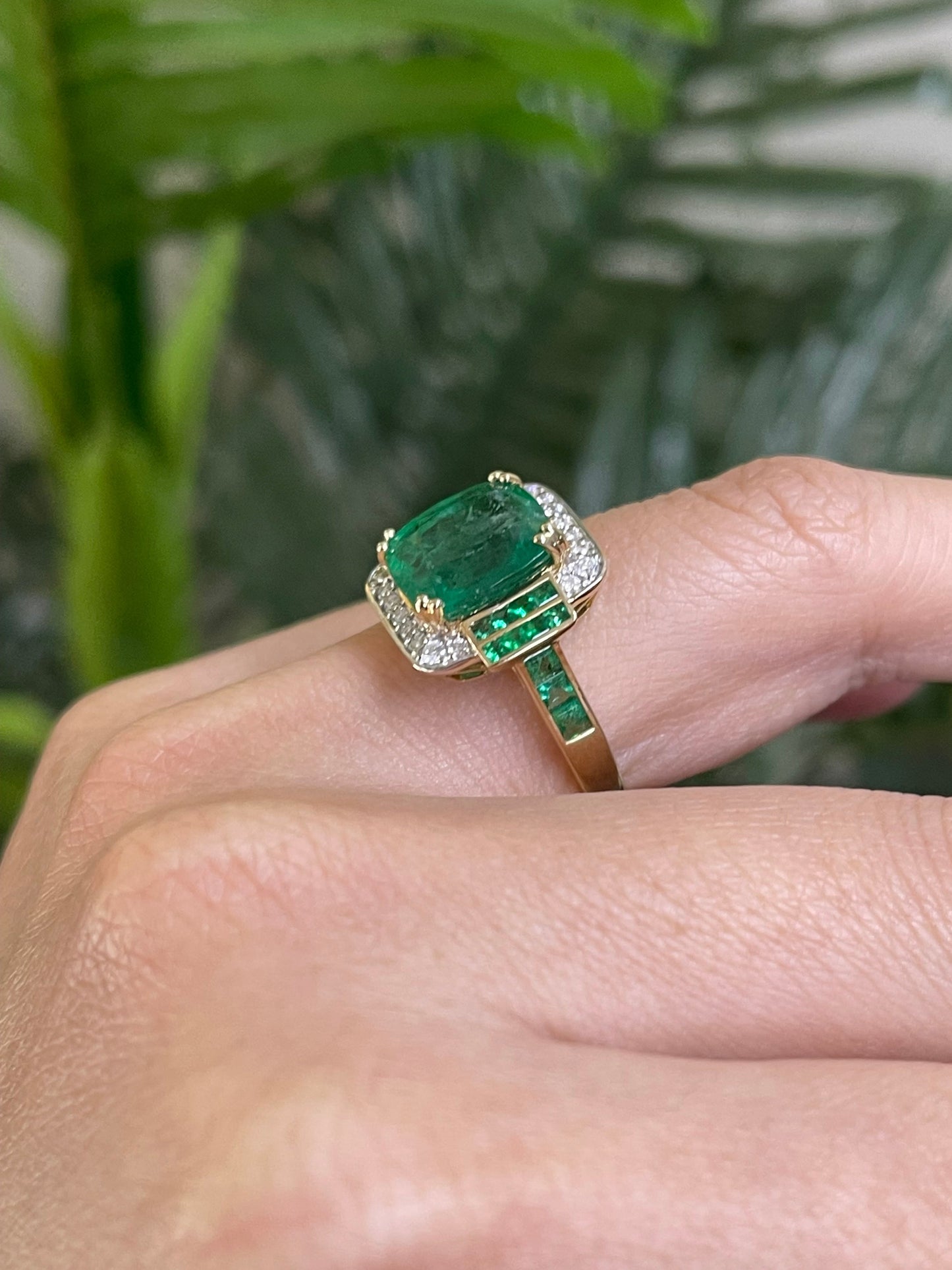 Art Deco Style 5.03ct Natural Emerald & Diamond Ring In 14ct Yellow Gold