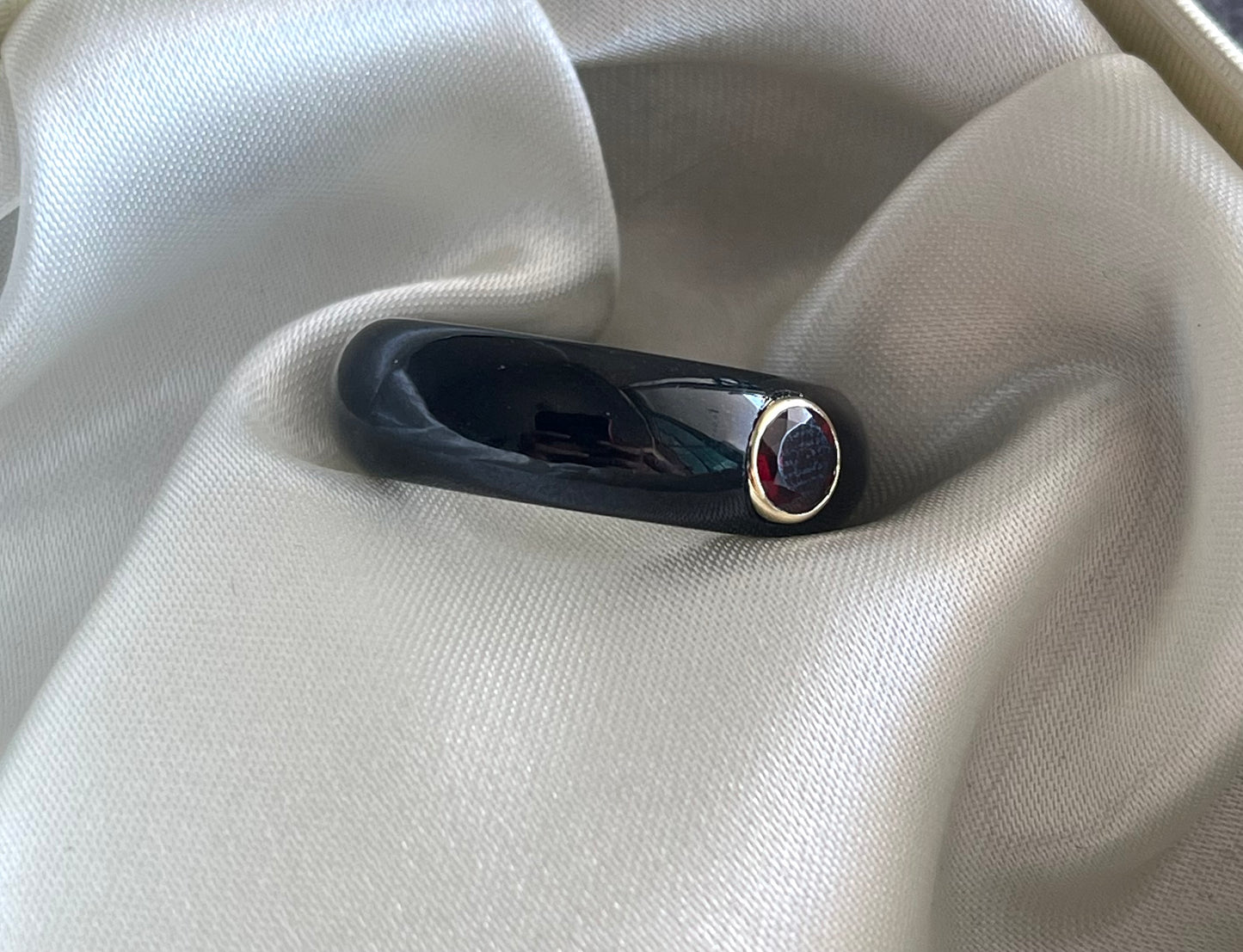 S.E. custom Natural black jade ring with earthy red garnet in 9ct yellow gold