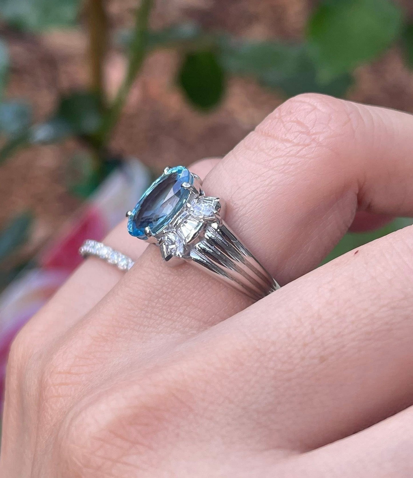 Heavy 900 platinum 2.8ct natural aquamarine diamond ring