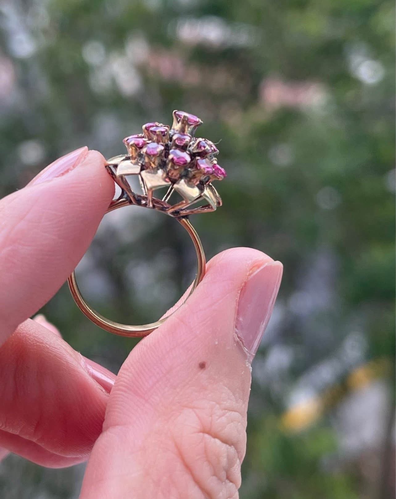 Vintage classic 14ct yellow gold natural ruby cluster Thai princess ring