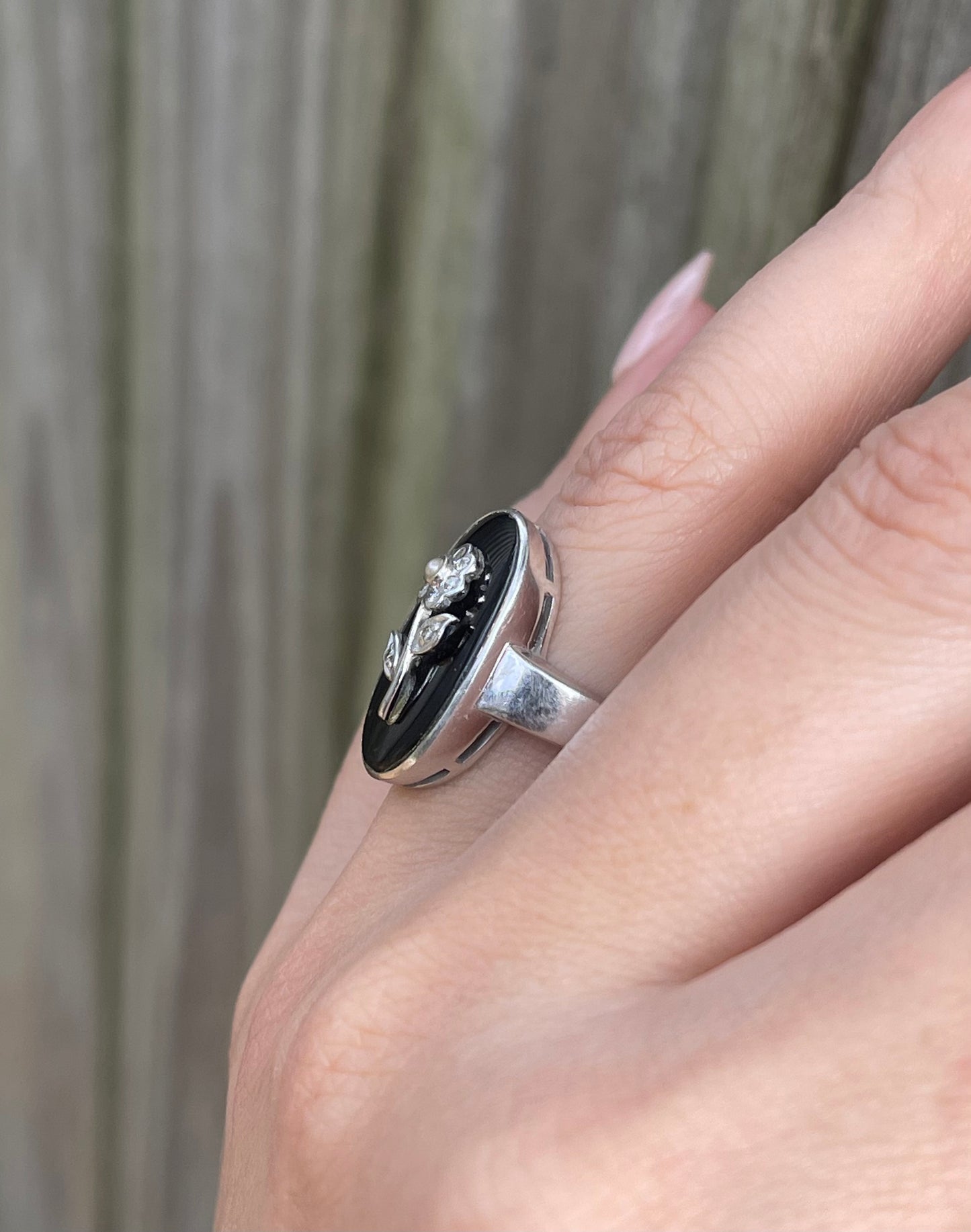 Eternal Bloom – Floral Diamond, Seed Pearl & Black Onyx Ring in 14ct White Gold