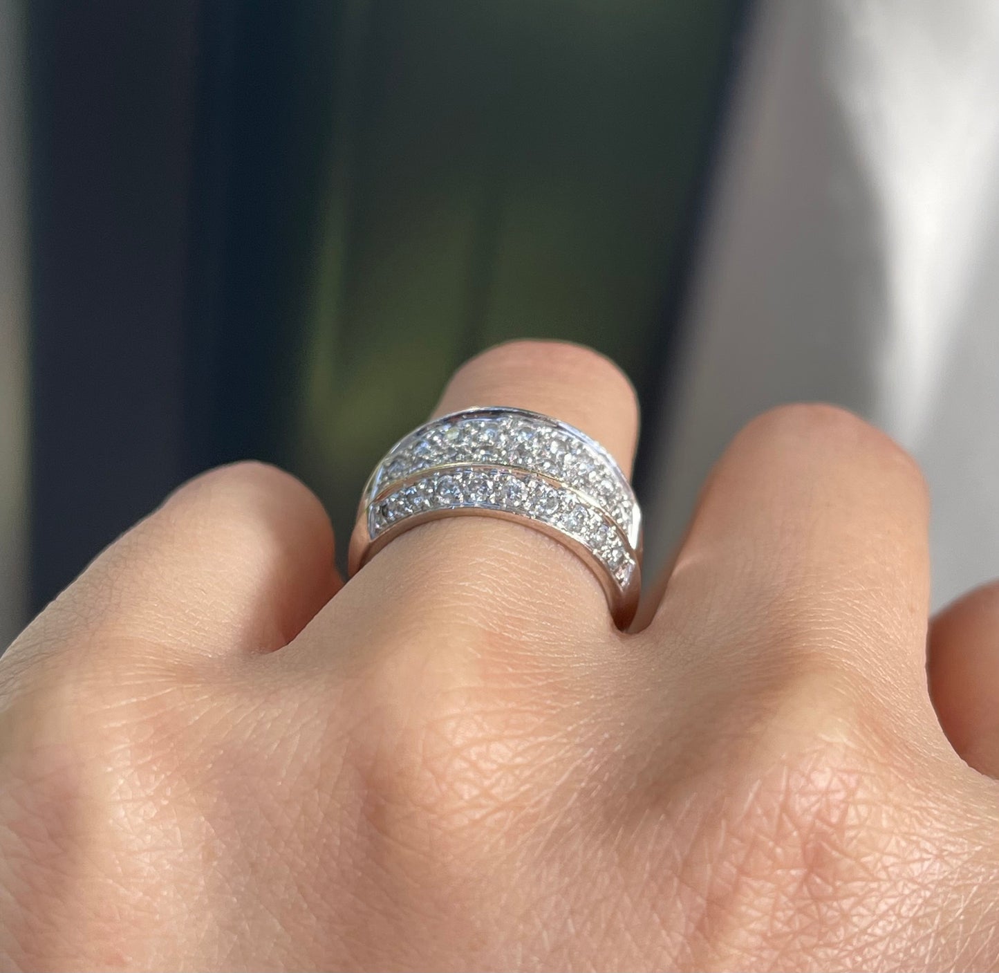 Vintage Natural Diamond Concave Pavé Band Ring In Heavy Solid 18ct White Gold