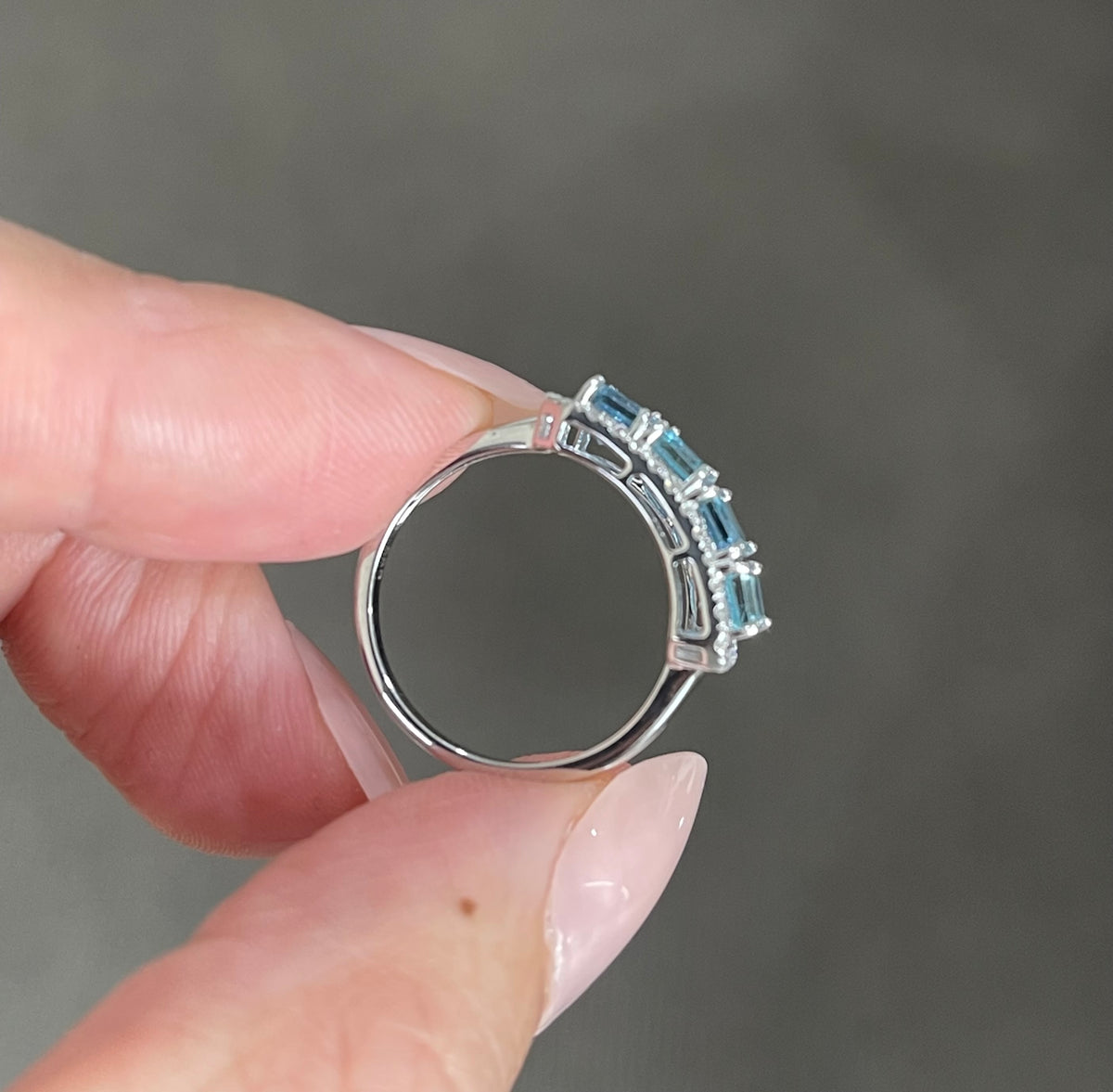 Natural Aquamarine Diamond Ring in 14ct White Gold