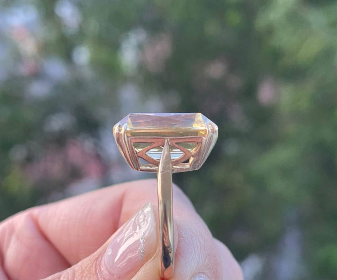 Vintage 9ct yellow gold natural citrine ring