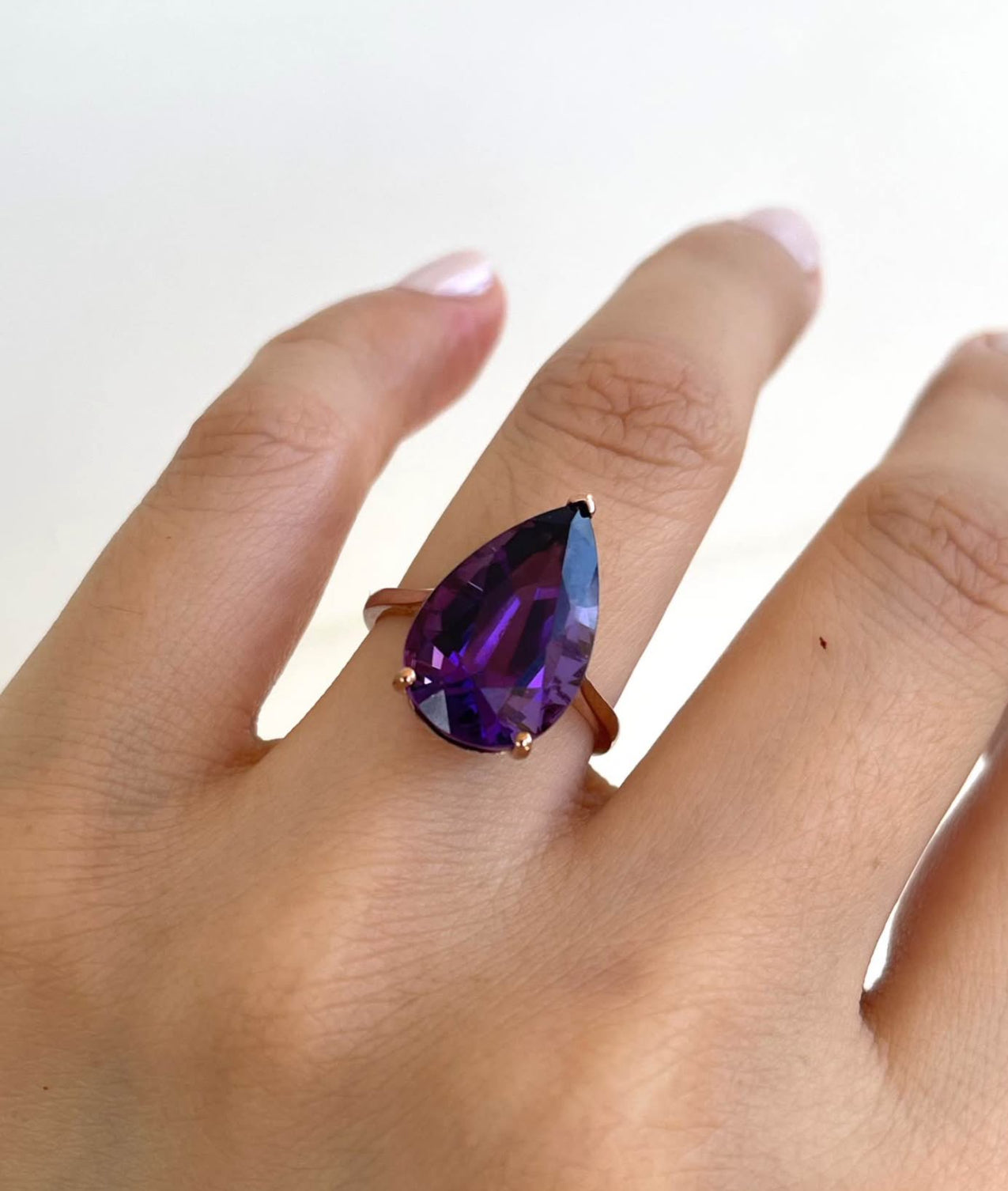 9ct rose gold pear shape 7.8ct natural deep purple amethyst ring