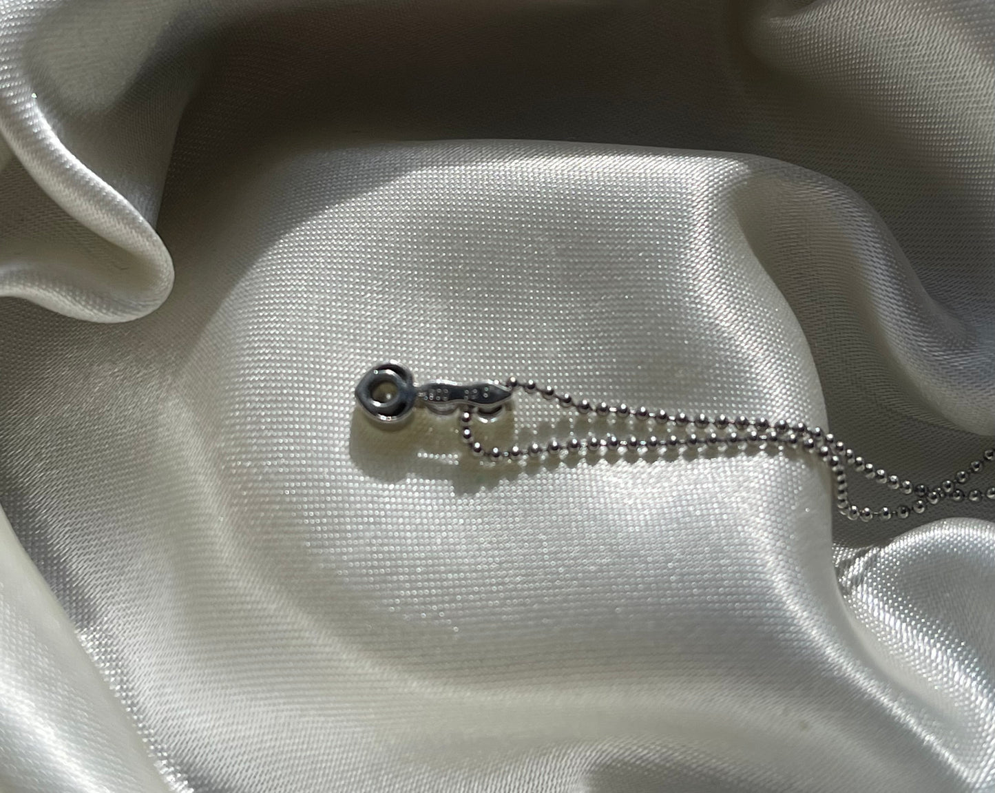 Diamond Trilogy Pendant Necklace in Platinum
