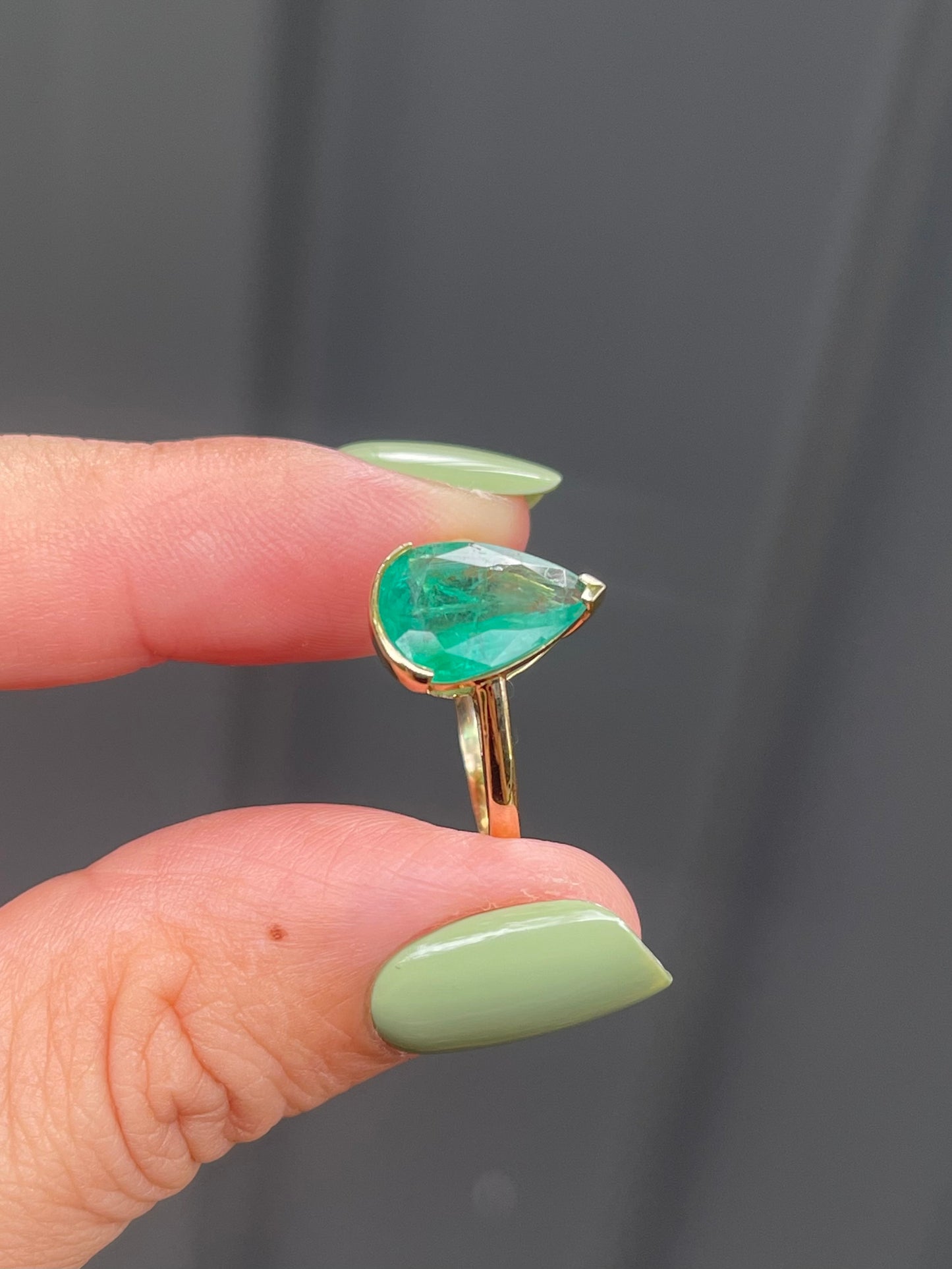 2.45ct Natural Pear Shape Emerald In 14ct Yellow Gold