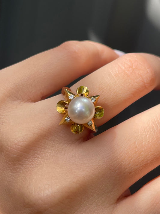 Vintage Pink Akoya Pearl & Diamond starburst ring in 18ct yellow gold