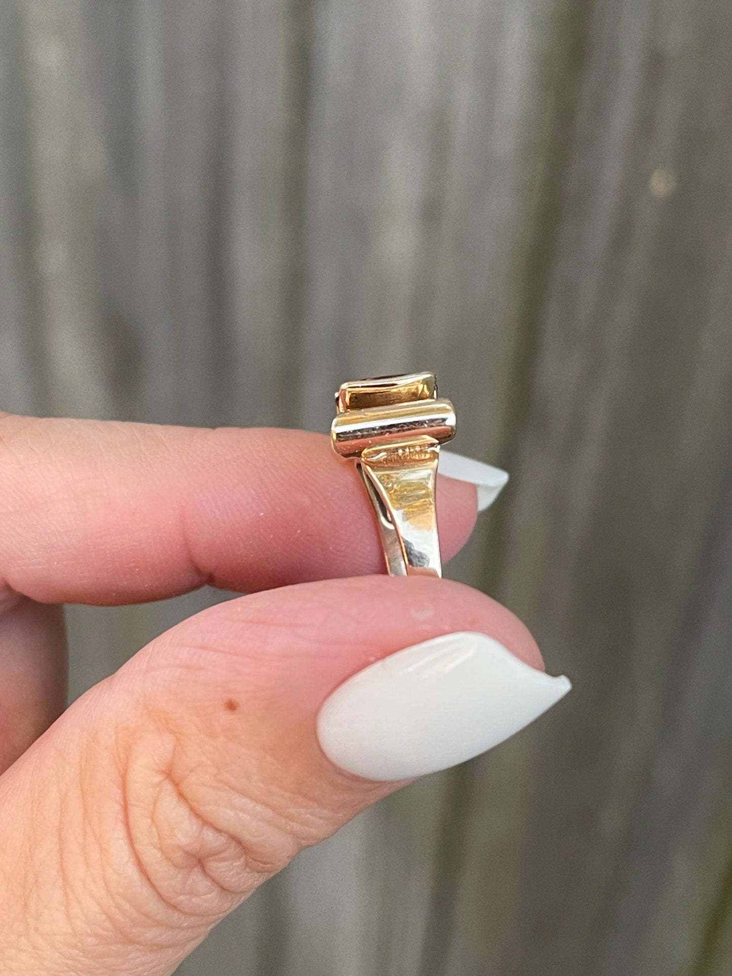Vintage 2ct Natural Pink Garnet Bow Ring In 9ct Yellow Gold