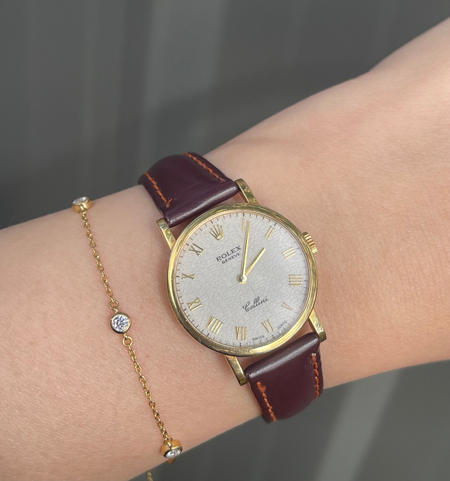 Authentic Vintage Ladies Rolex Cellini Watch 18ct Yellow Gold - Burgundy leather strap