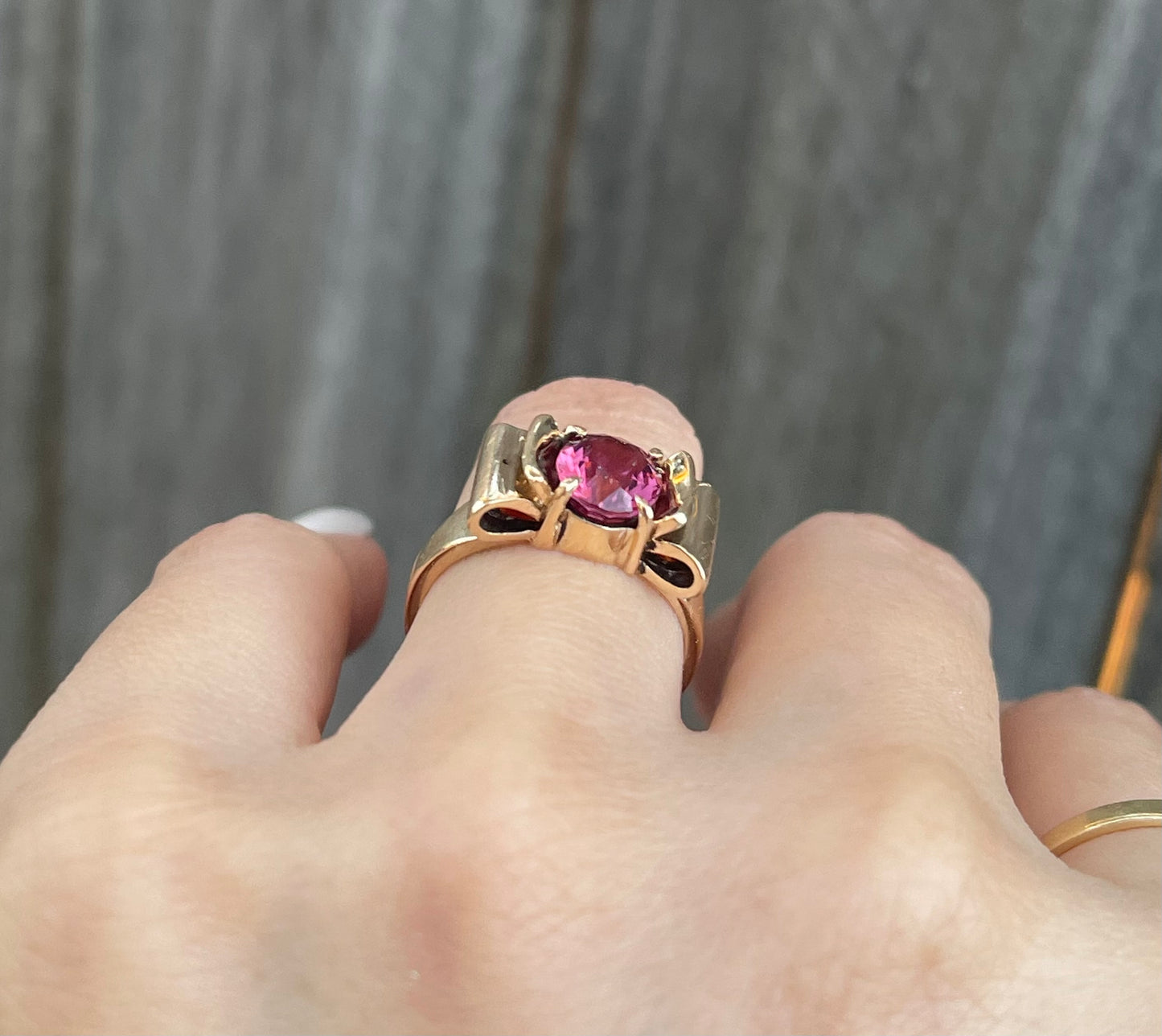 Vintage 2ct Natural Pink Garnet Bow Ring In 9ct Yellow Gold