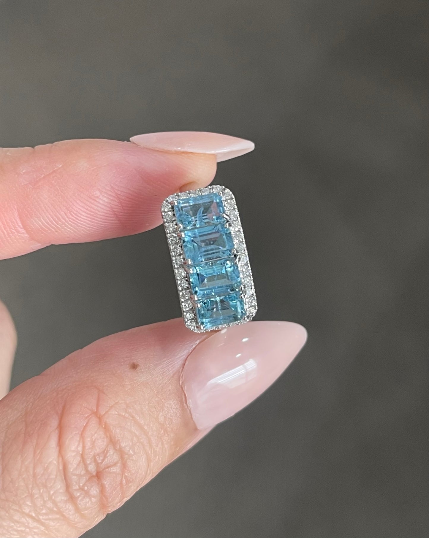 Natural Aquamarine Diamond Ring in 14ct White Gold