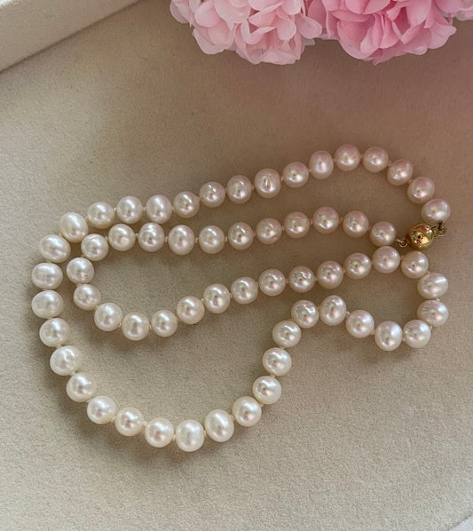 Vintage Freshwater Pearl Strand Necklace In 14ct Yellow Gold