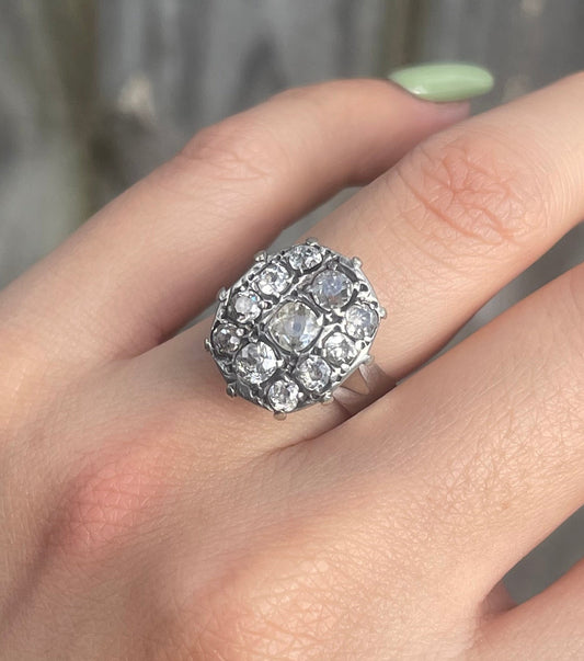 Antique 1920s 1.5ct Old Cut Diamond Cluster Ring In 18ct & Palladium