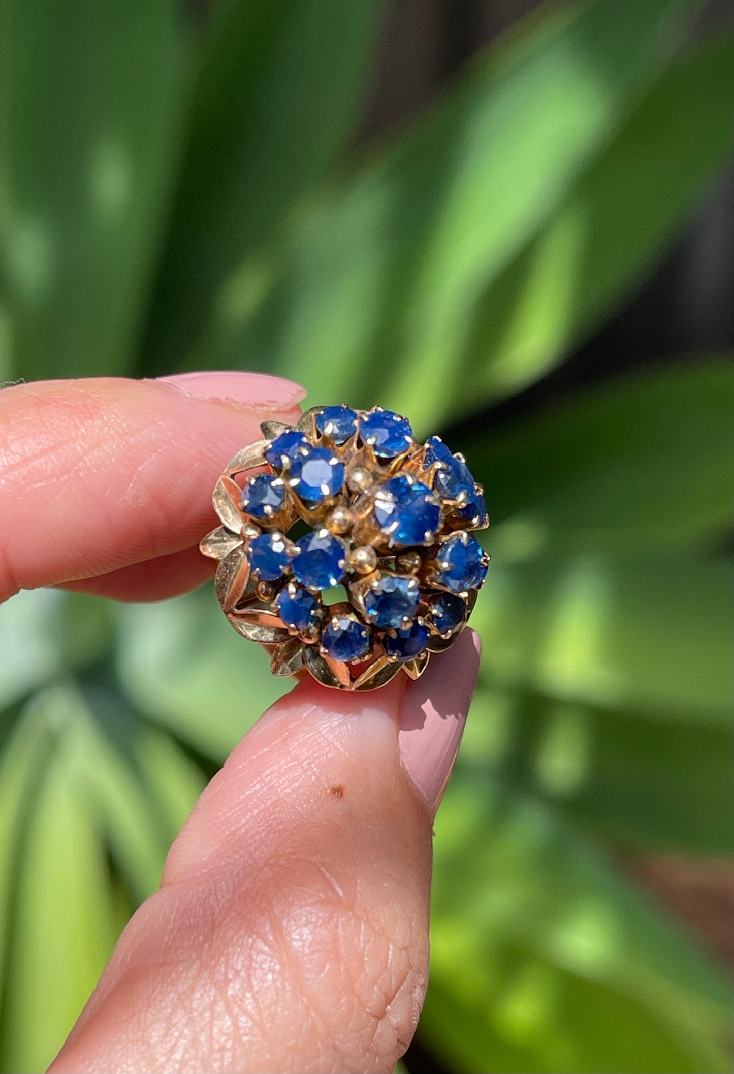Vintage 10ct Yellow Gold Tripe Halo Design Natural Blue Sapphire Cluster Ring
