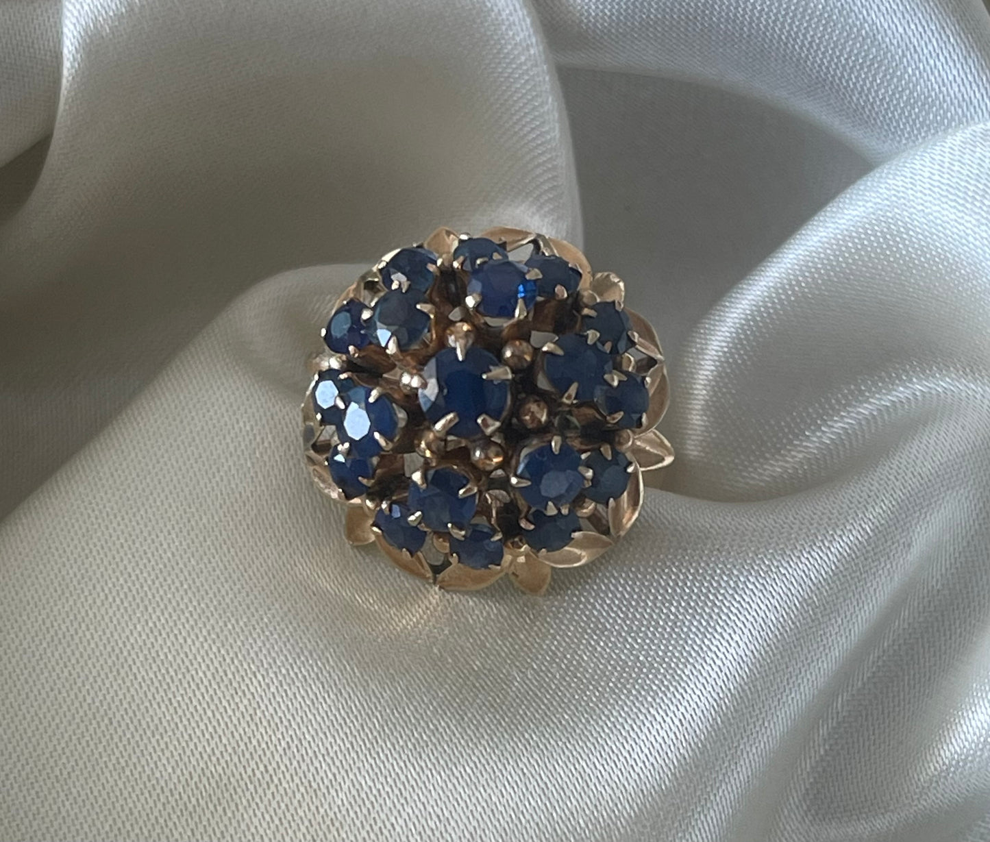 Vintage 10ct Yellow Gold Tripe Halo Design Natural Blue Sapphire Cluster Ring