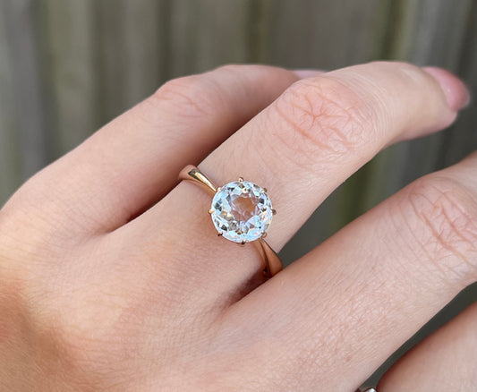 Antique 1920s synthetic white stone Ring In 15ct Pink Gold