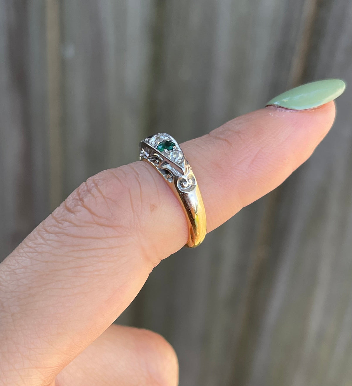 UK Antique Natural Emerald & Old Cut Diamond Ring In 18ct Yellow Gold