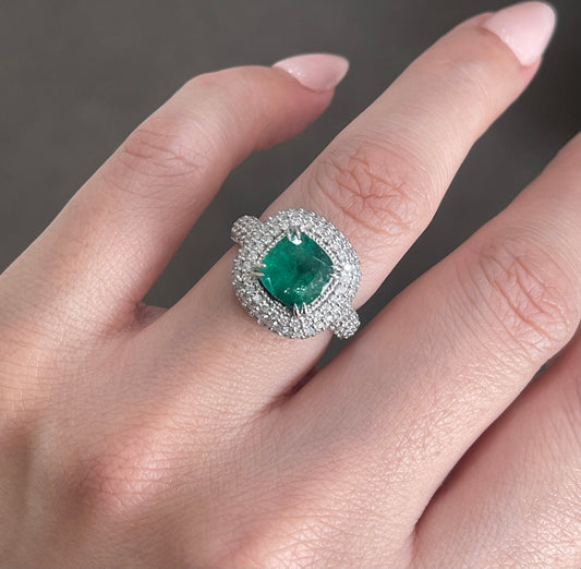 Natural Emerald Diamond Ring in 14ct White Gold