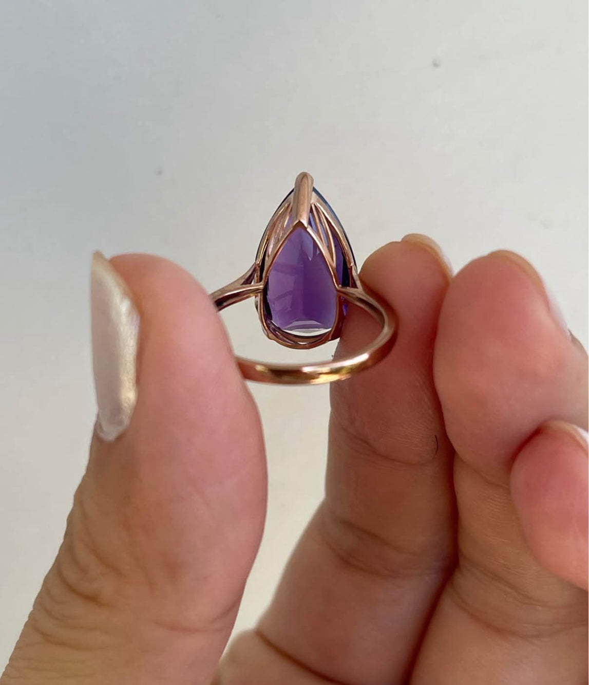 9ct rose gold pear shape 7.8ct natural deep purple amethyst ring