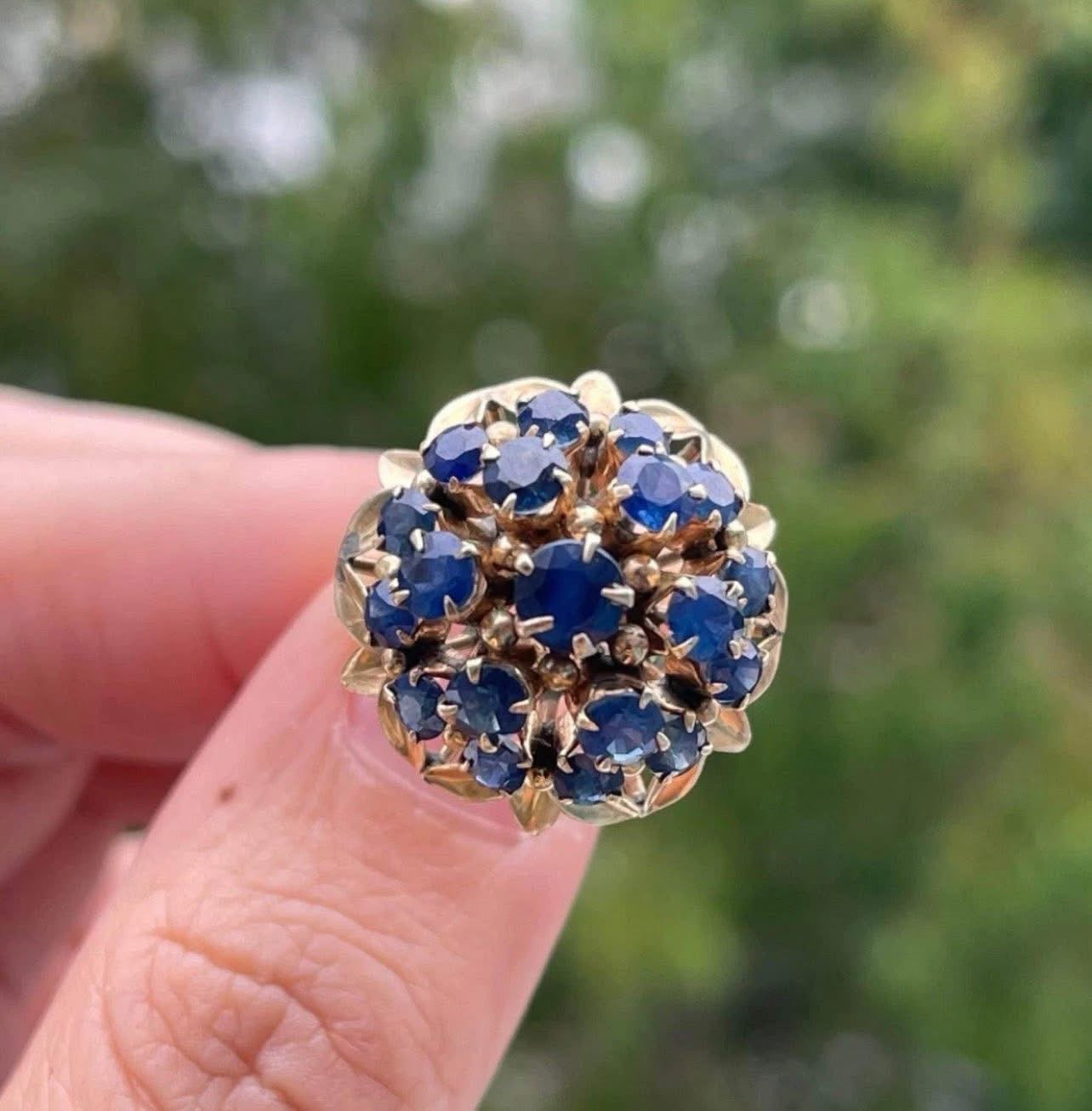 Vintage 10ct Yellow Gold Tripe Halo Design Natural Blue Sapphire Cluster Ring
