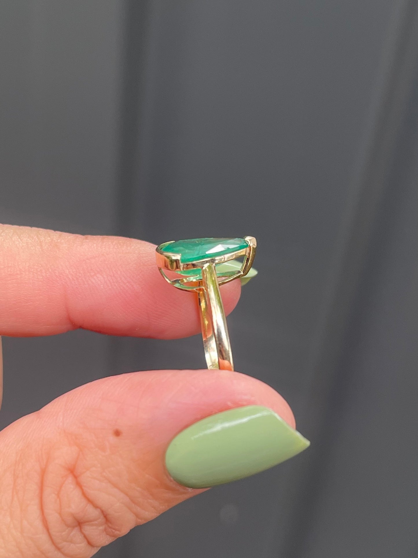 2.45ct Natural Pear Shape Emerald In 14ct Yellow Gold