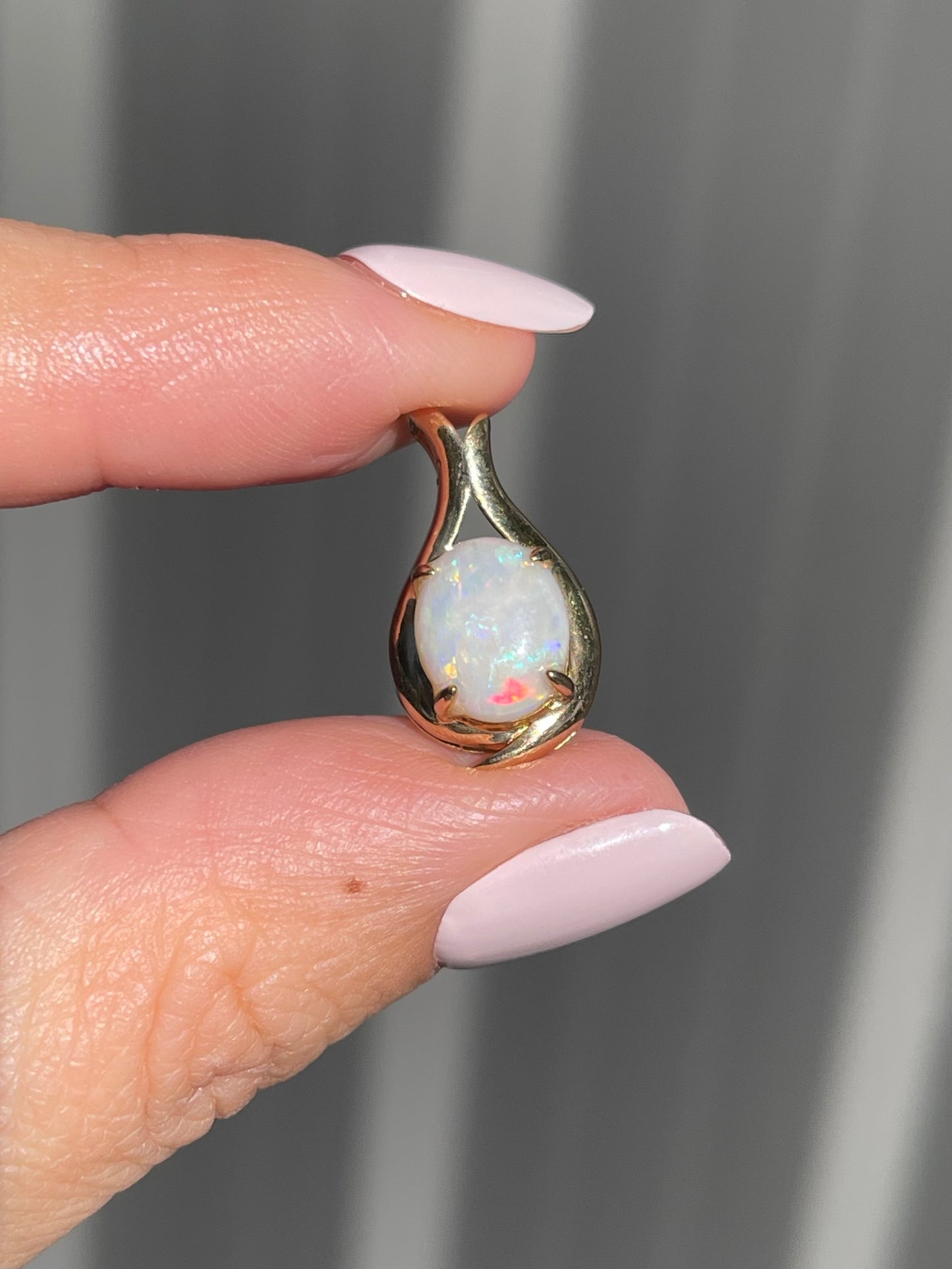 2ct Australian Opal Pendant In 9ct White Gold
