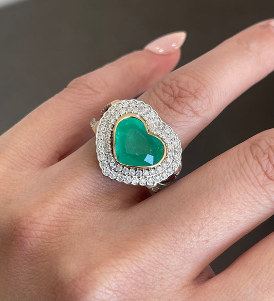 Luxury 4.7ct Natural Heart Emerald Double Diamond Halo Ring In 14ct Yellow Gold