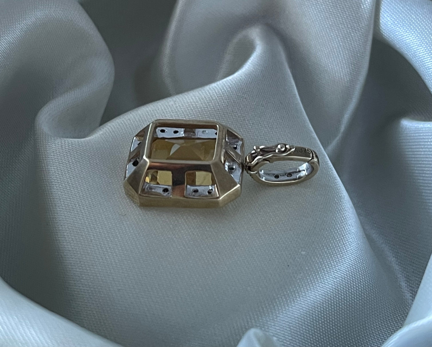 Art deco style 9ct yellow natural citrine diamond halo pendant