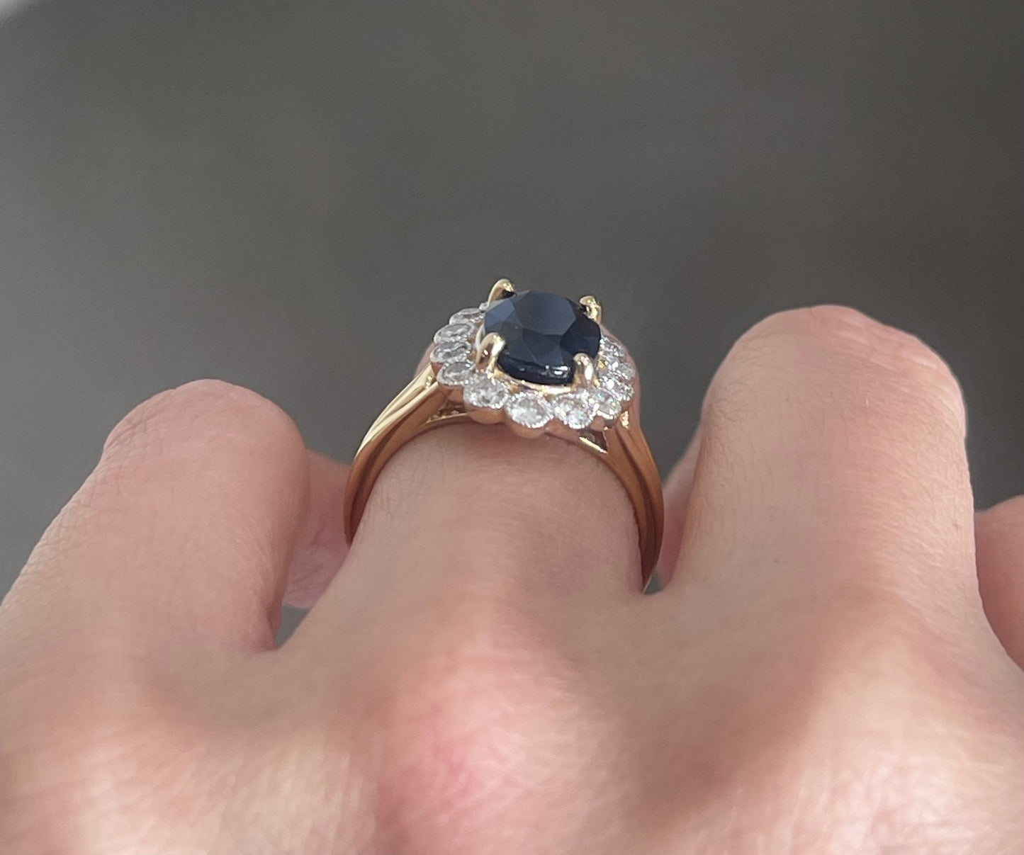 3.41ct Natural Royal Blue Sapphire Diamond Halo Ring In 14ct Yellow & White Gold