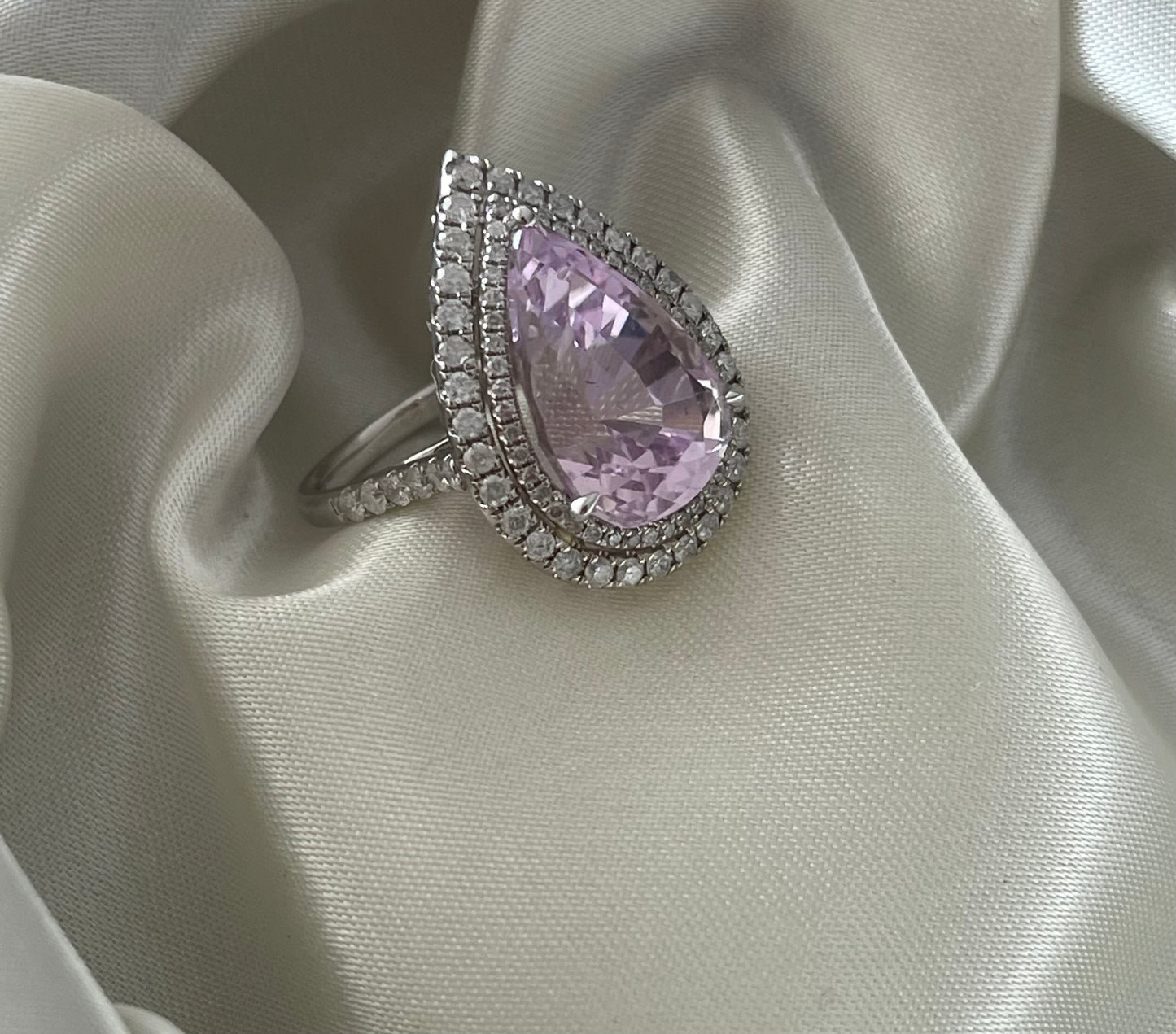14ct white gold natural pear shaped Kunzite diamond halo ring