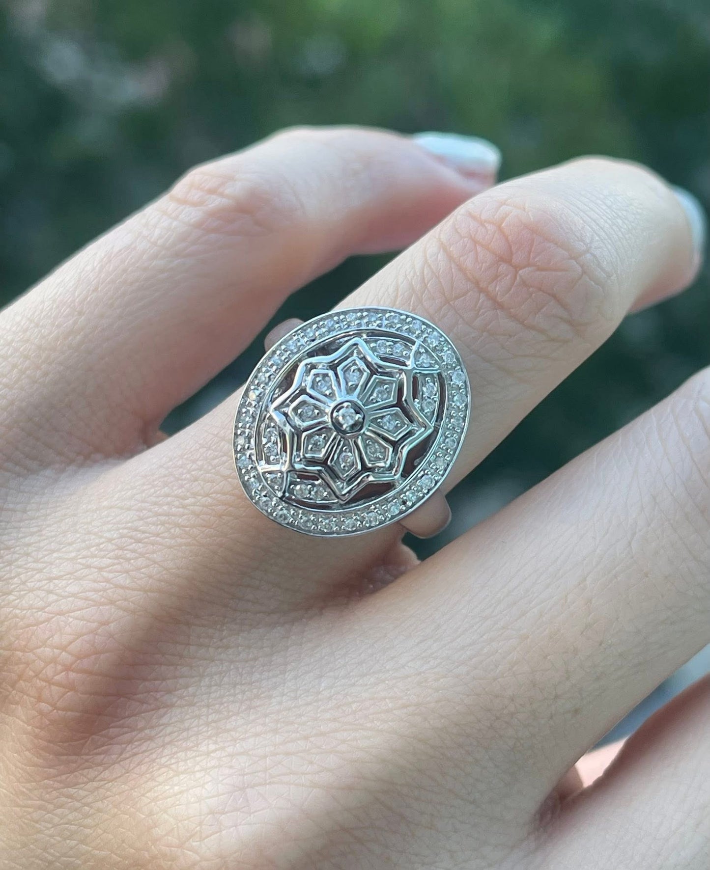 9ct white gold art deco inspired diamond ring