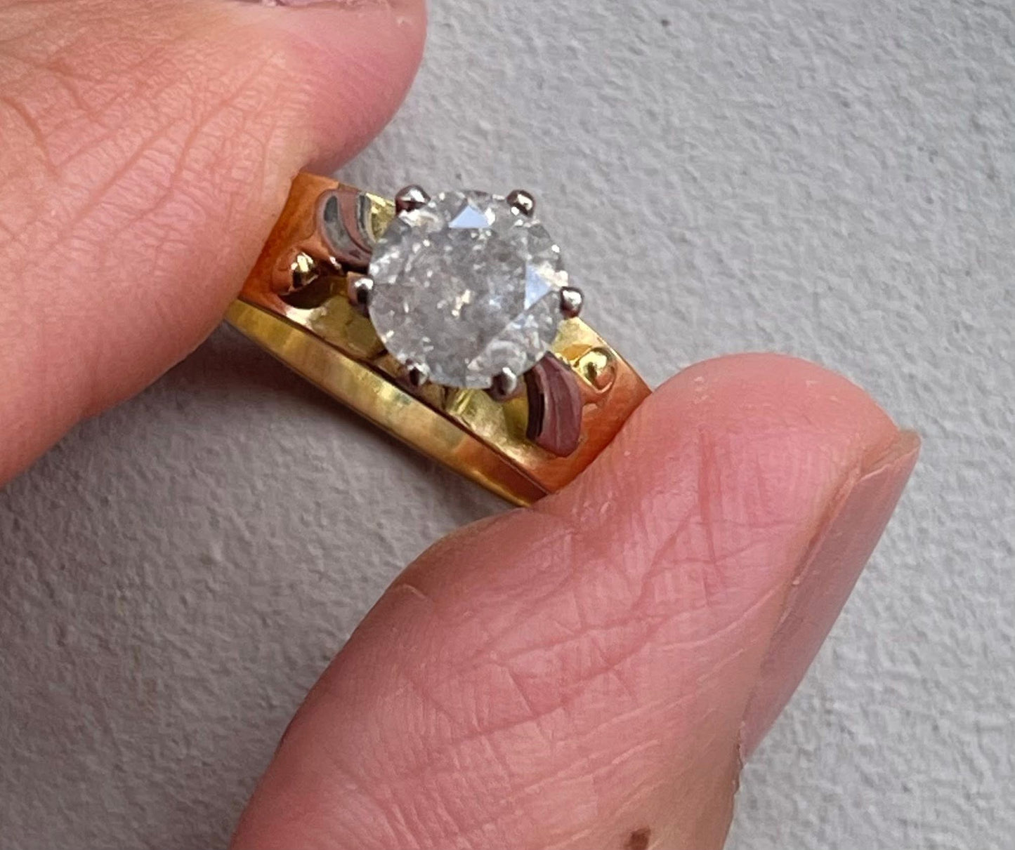 Vintage 60s 18ct yellow gold 1ct earth mined salt & pepper diamond solitaire ring