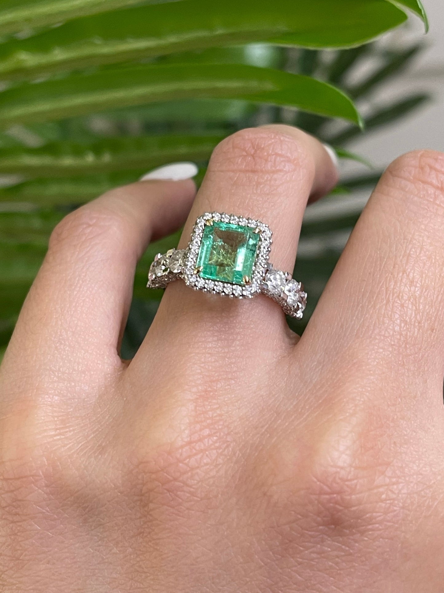 1.91ct Colombian Emerald & 1.8ct Diamond Ring In 14ct Yellow Gold