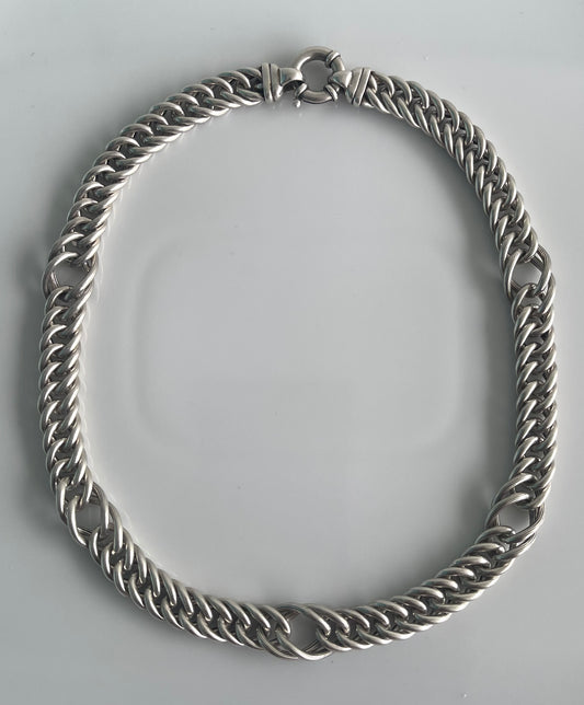 Italian origin 69g Sterling Silver wide Curb Link Bolt clasp necklace
