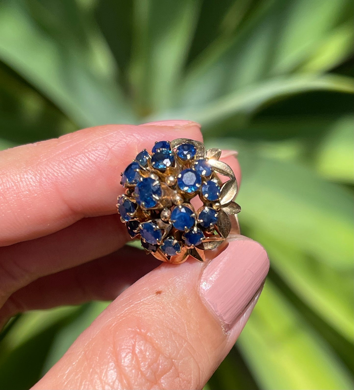 Vintage 10ct Yellow Gold Tripe Halo Design Natural Blue Sapphire Cluster Ring