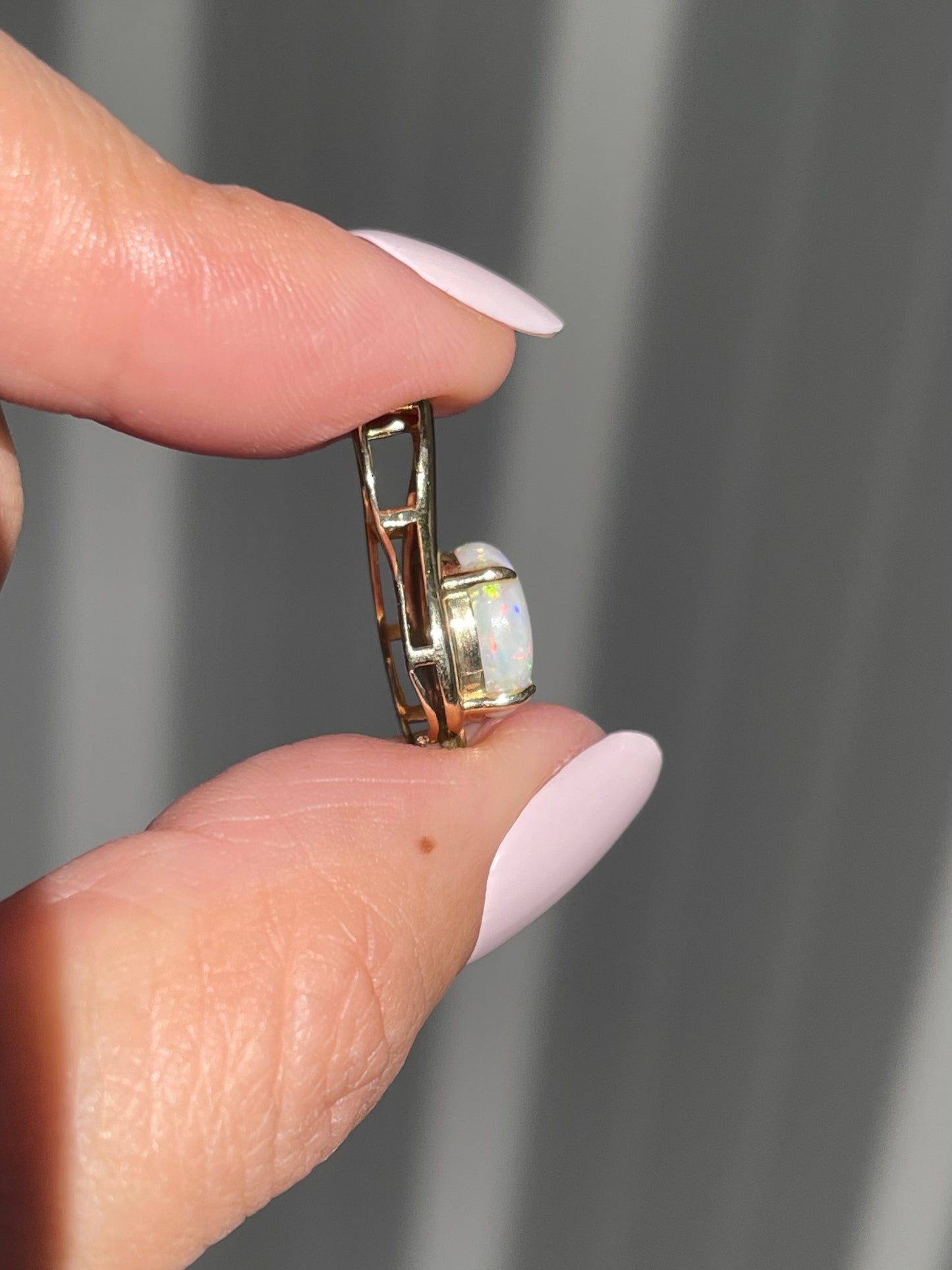 2ct Australian Opal Pendant In 9ct White Gold