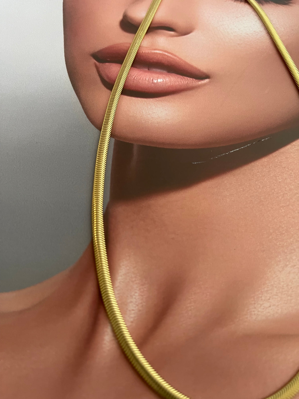 Vintage Classic Herringbone Chain Necklace In 18ct Yellow Gold